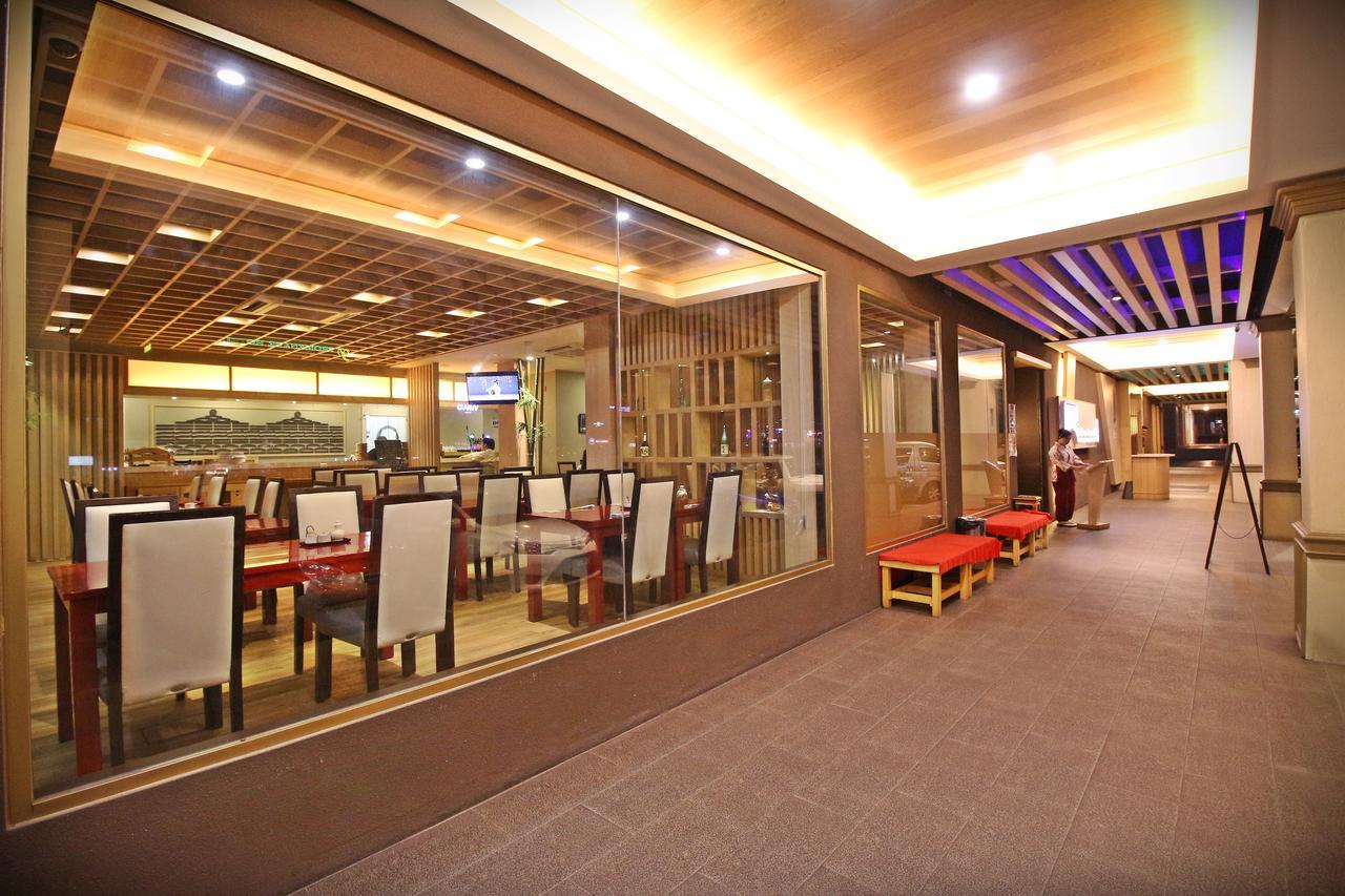 Jc Mark Hotel Bintulu Kültér fotó